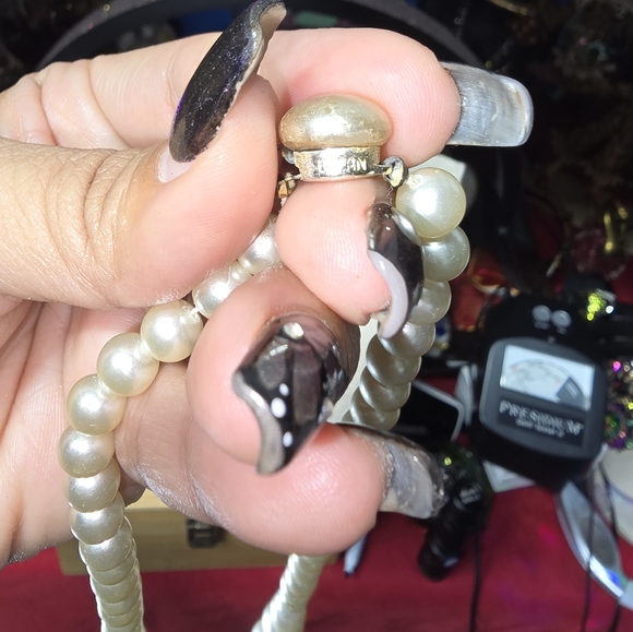 Vintage Japan Faux Pearl and AB crystal necklace- Signed - Picture 4 of 6